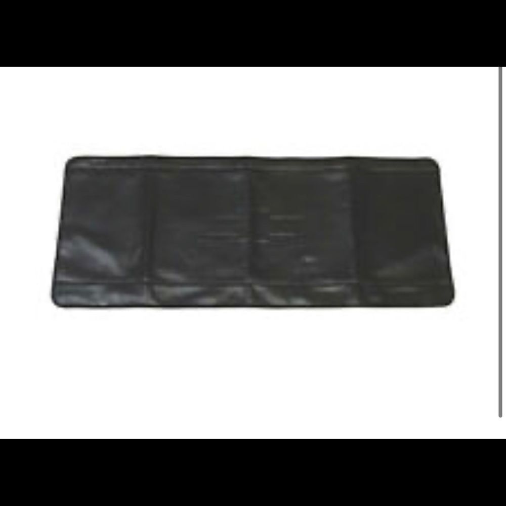 New OEM GM 2020 84774161 Winter Grille Cover Chevy Silverado 2500 3500 - Picture 4 of 5